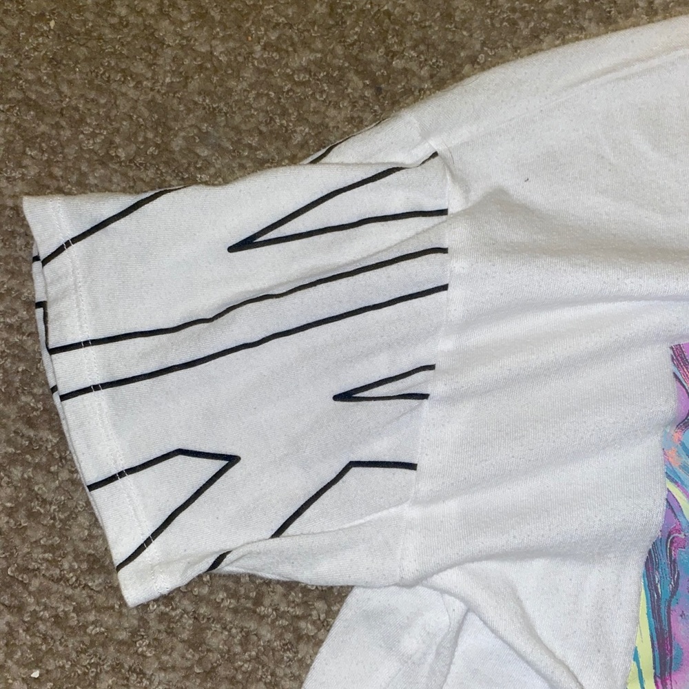 shirt - Picture 2 of 3